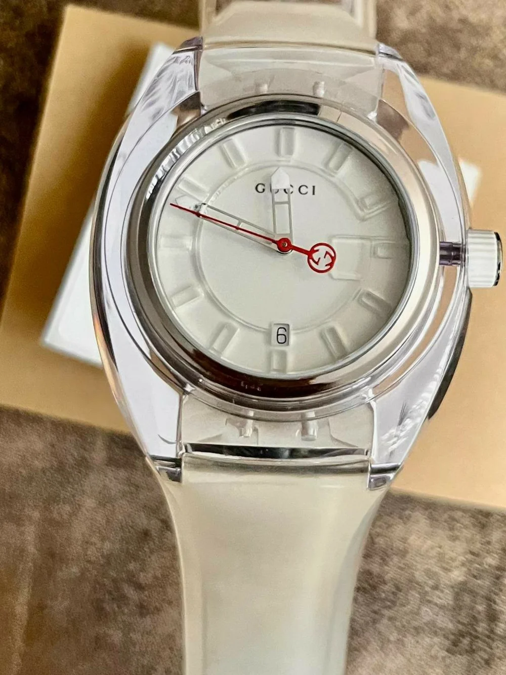 Gucci Clear White Dial Watch with Red Accent Sync Web Quartz